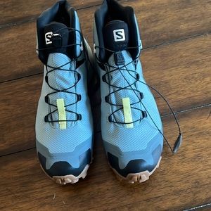 Salomon mid cross hike gore-tex wms 9.5